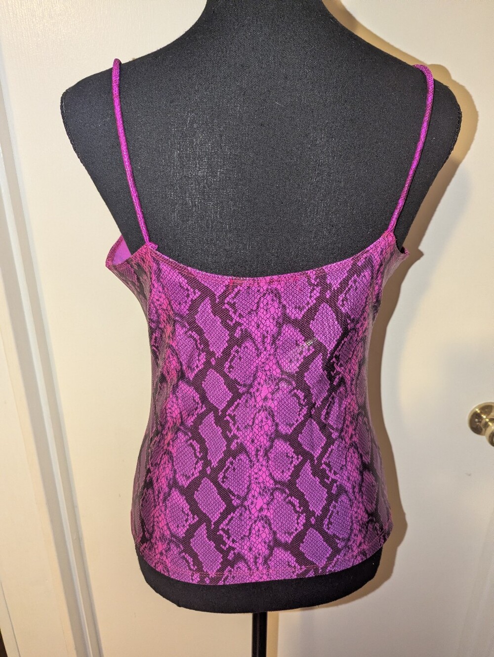 Y2K Gyaru McBling Fuschia Snakeskin Top - Picture 11 of 11